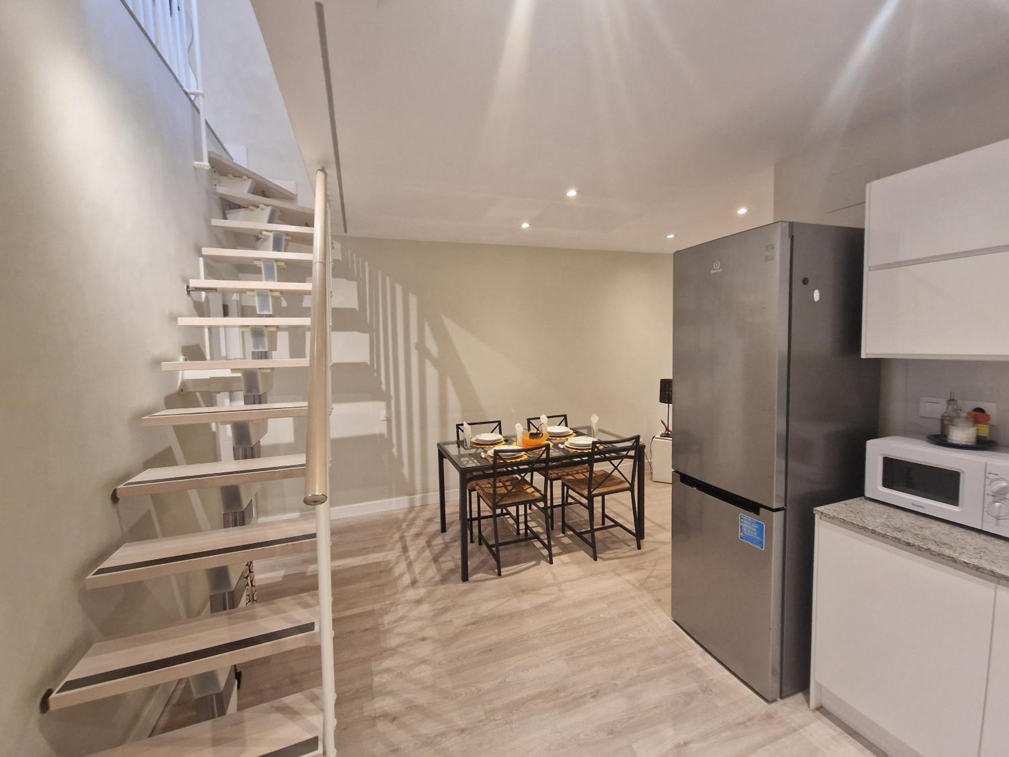 Barcelona Duplex De 3 Habitaciones L'Hospitalet de Llobregat Exteriör bild